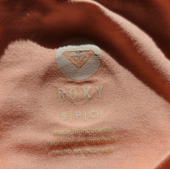Roxy long sleeve top with see thu work out aeration and thumb holes peach pink S - Picture 9 of 16